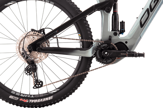 Bicicleta Elétrica Oggi Potenza Sport Deore 12V Cinza Perola/Preto T17