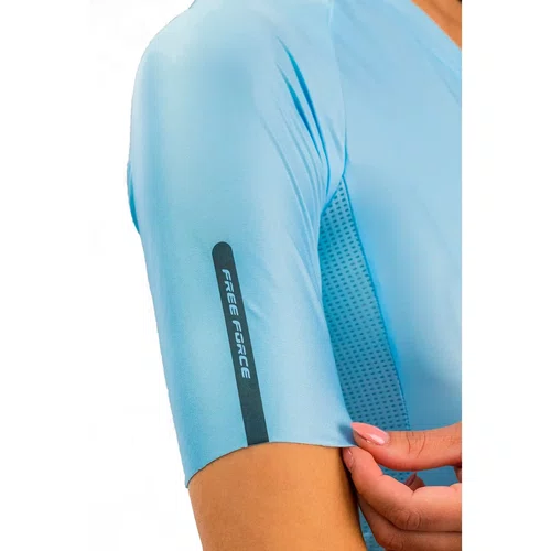 CAMISA FEM FREE FORCE TRAINING AIR AZUL CLARO TAM GG
